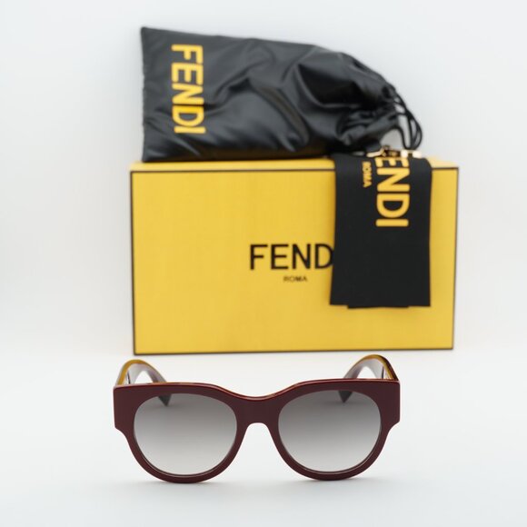 Fendi FE40147I BAGUETTE 66F Round Sunglasses - Red/Brown Gradient main image 7